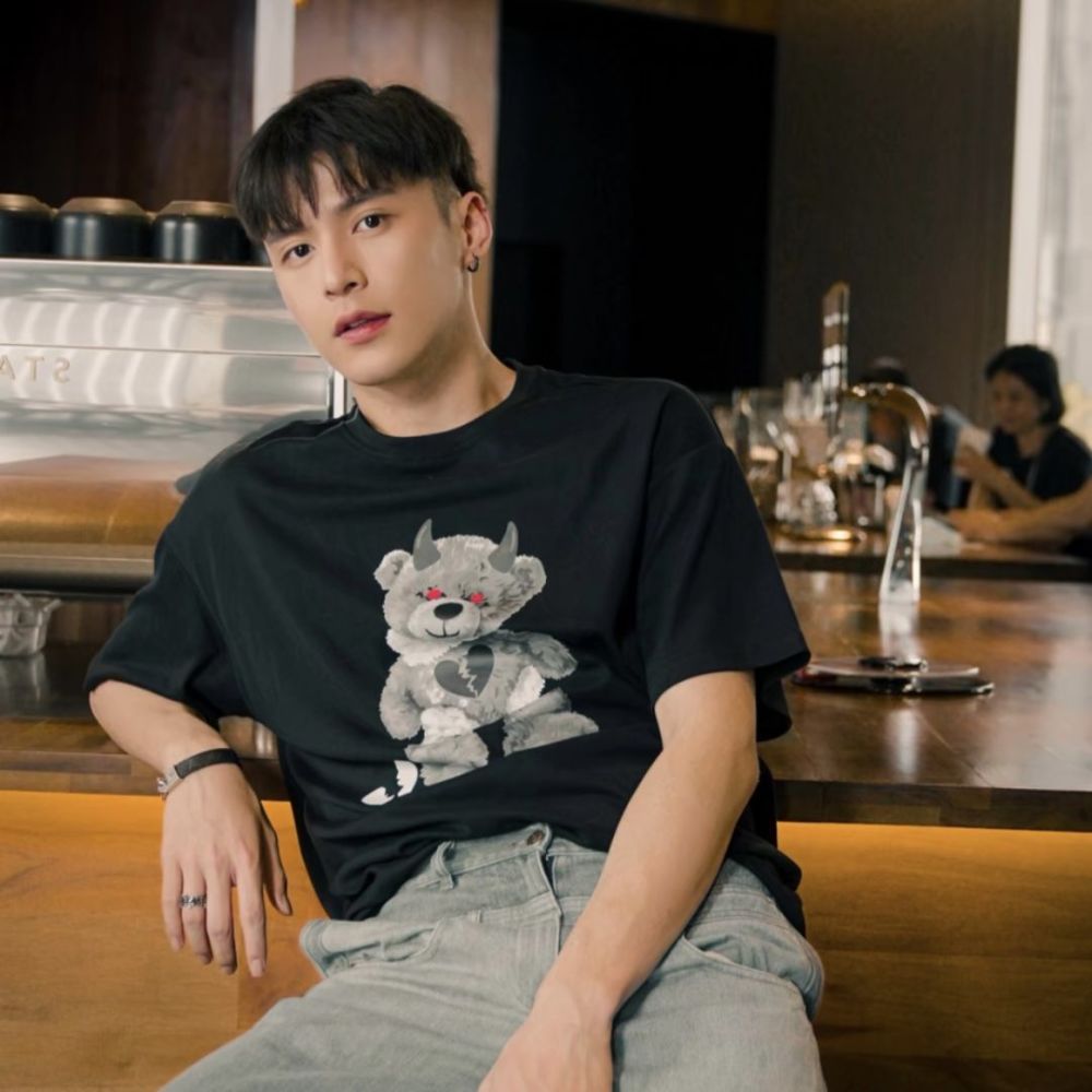 那些神仙颜值的男生头像