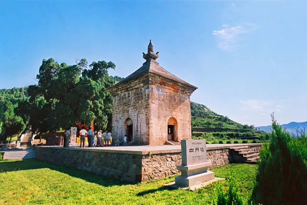 神通寺四门塔