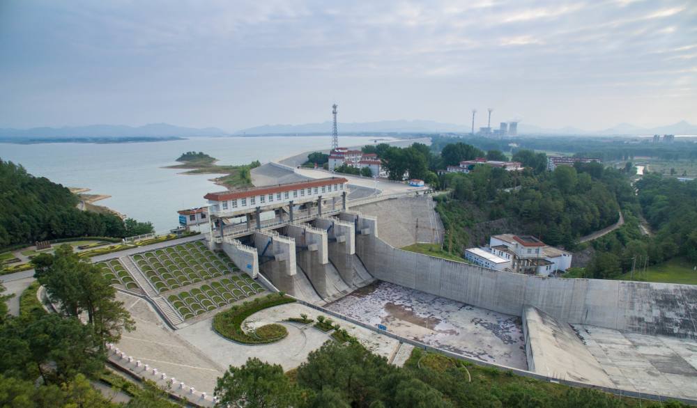 坐热气球玩鸭河水库南阳鸭河工区风景多