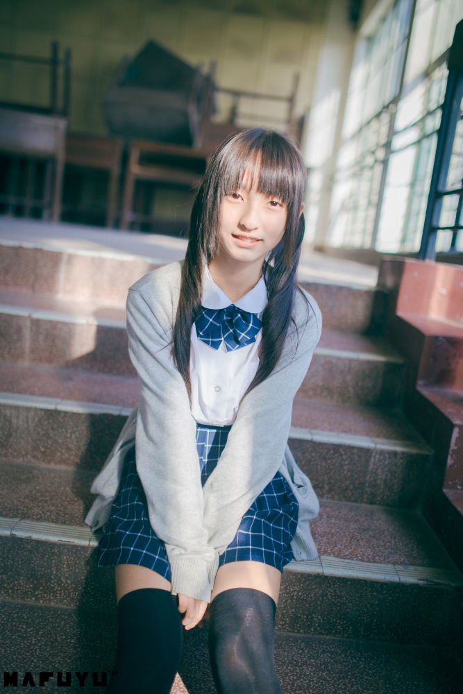 cosplay校园服 神楽坂真冬