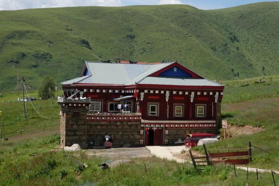 叹茶|道孚"崩科:藏民居之经典