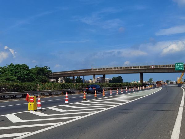 茂湛高速改扩建项目上线"安全神器"