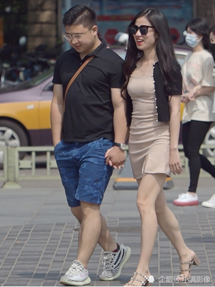 男孩子逛街怎么穿搭_男孩子穿的衣服怎么画