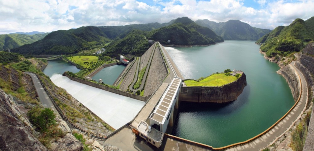 白溪水库位于宁海县岔路镇白溪村大官山峡谷,是一座以供水,防洪为主