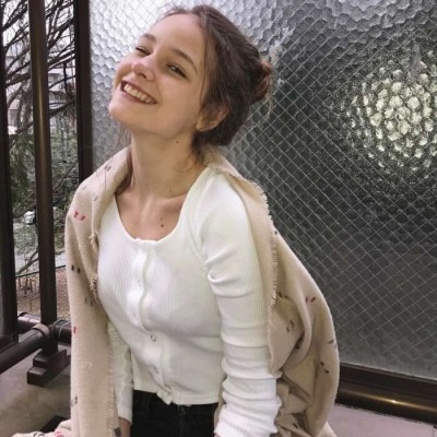 放荡不羁的欧美女生微信头像欧美女生头像ins风高清2021