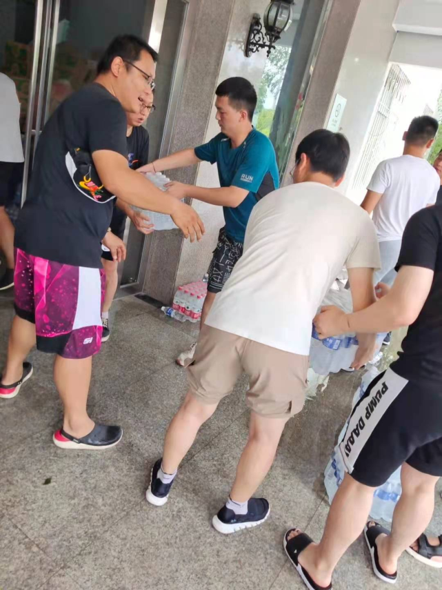 交通信息工程系计算机应用20302班丁宇飞邹树超家在周口市扶沟县,得知
