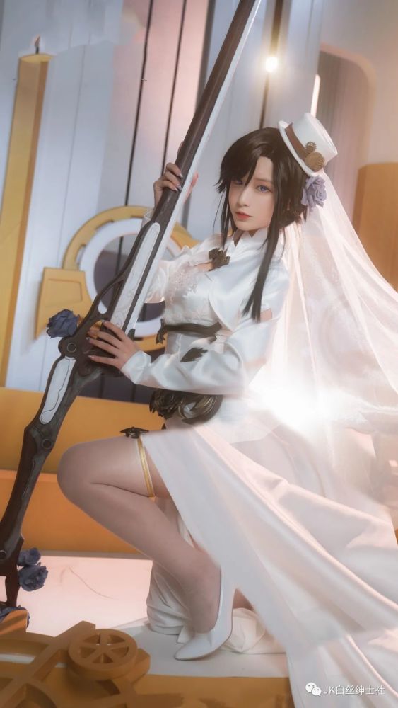 cos:碧蓝航线狱友婚纱cos正片@鬼舞