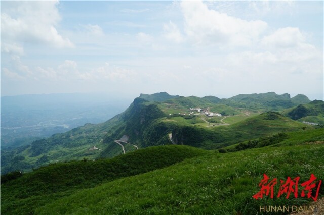 盛夏时节的八面山景区