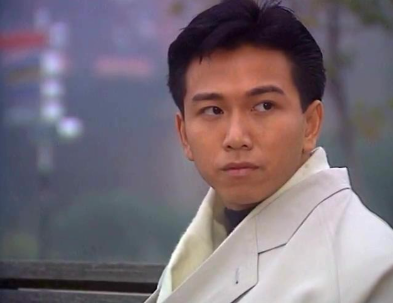 从"tvb当红小生"到"销声匿迹",温兆伦得罪了谁?