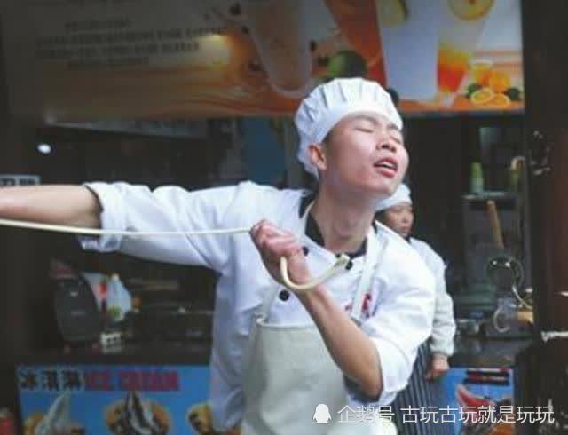 拉面哥田波,走红后娶女粉丝,炒掉老板自己开面馆,现在