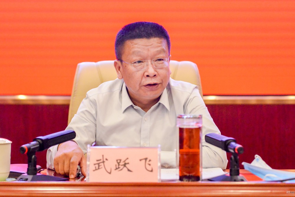 全市全域环境综合治理暨高铁高速沿线环境整治工作现场