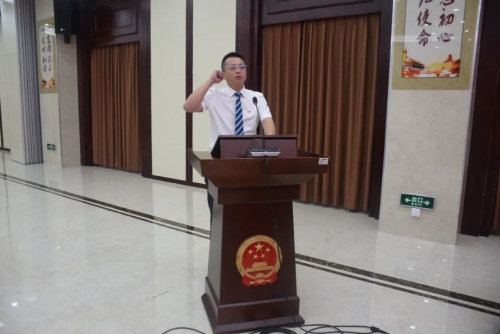 人事任免|任命黄梅玲,潘福宝同志为南靖县人民政府副县长