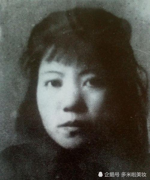 1949年重庆解放,军旅作家赶来寻找未婚妻,才知她已成革命英烈