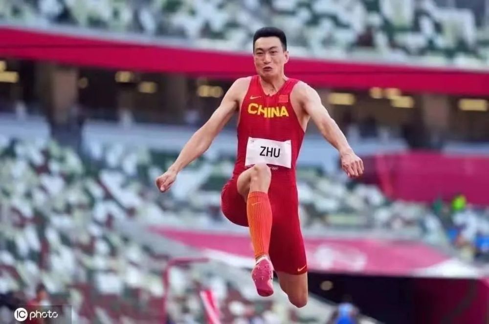 今天,内蒙古籍运动员朱亚明摘得东京奥运会男子三级跳远银牌