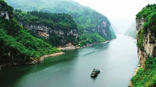 重庆一罕见避暑地山水不输桂林古镇堪比凤凰还自带空调模式