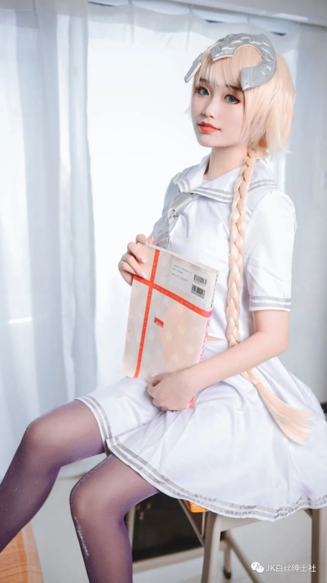 cos:白贞德cos正片@玥颜,学习新知识