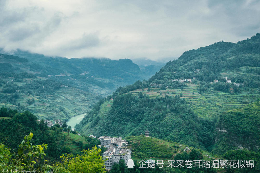 自驾在路上,小众风景:从重庆石柱县到彭水县郁山镇一路山水长卷