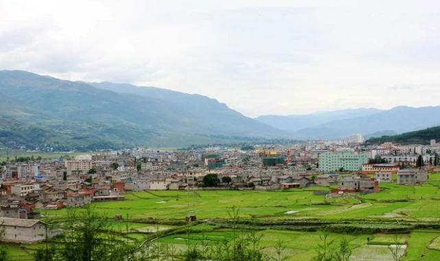 四川越西县发生地震!