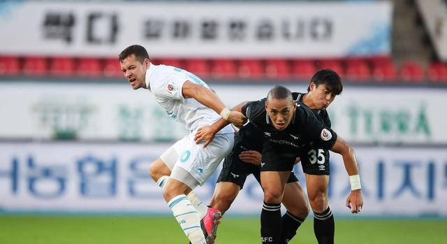 "韩k联"赛事前瞻:城南足球俱乐部vs浦项制铁,狭路相逢勇者胜