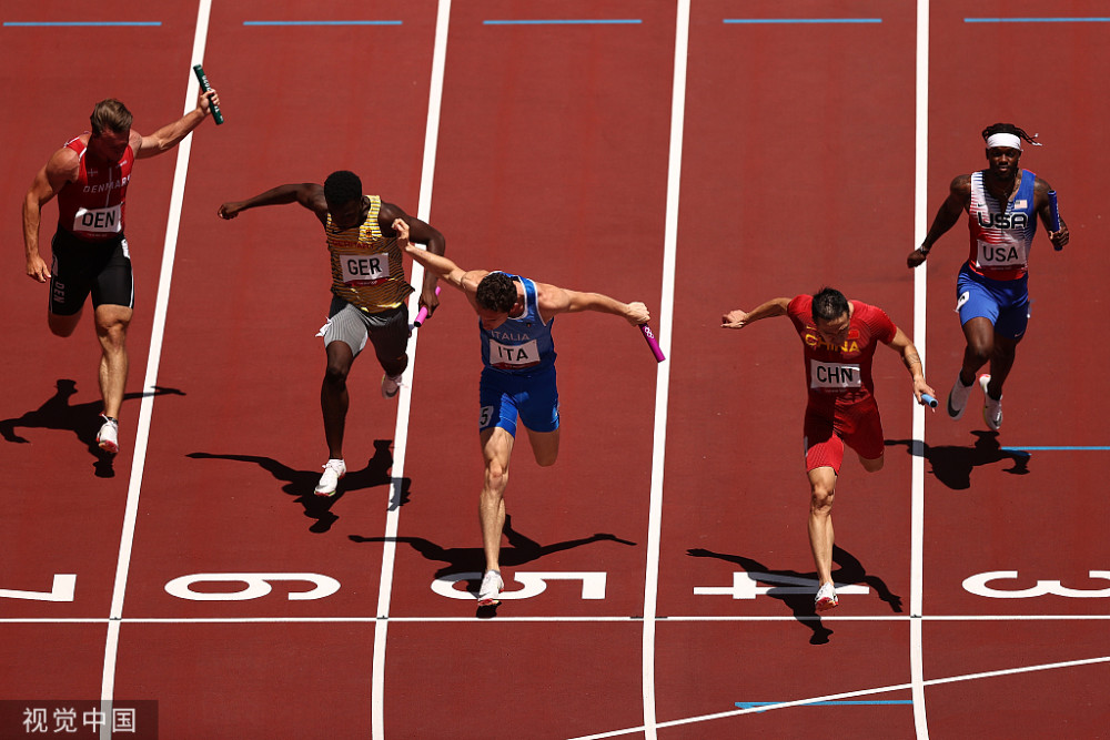 中国男女4x100米接力队,奥运史上首次携手闯入决赛,期待今晚21点有所