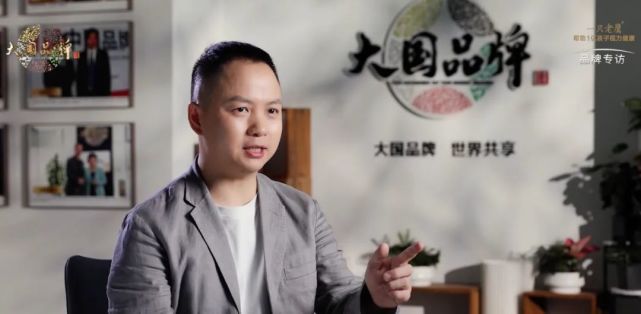 唐健一:一只老鹰的涅盘