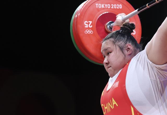 东京奥运会女子87公斤举重冠军李雯雯的趣事