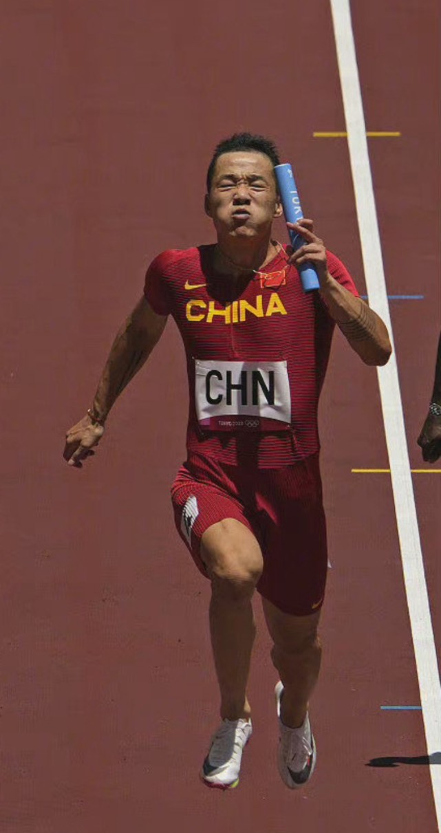 苏炳添弯道能力,超强!中国4x100米太遗憾,仅比加拿大慢0.09秒