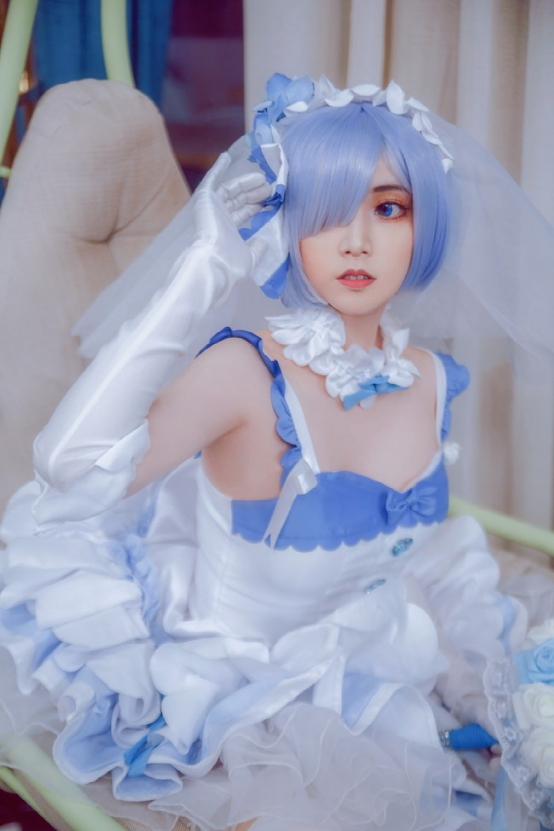 蕾姆花嫁cos,爱一定是蓝色!