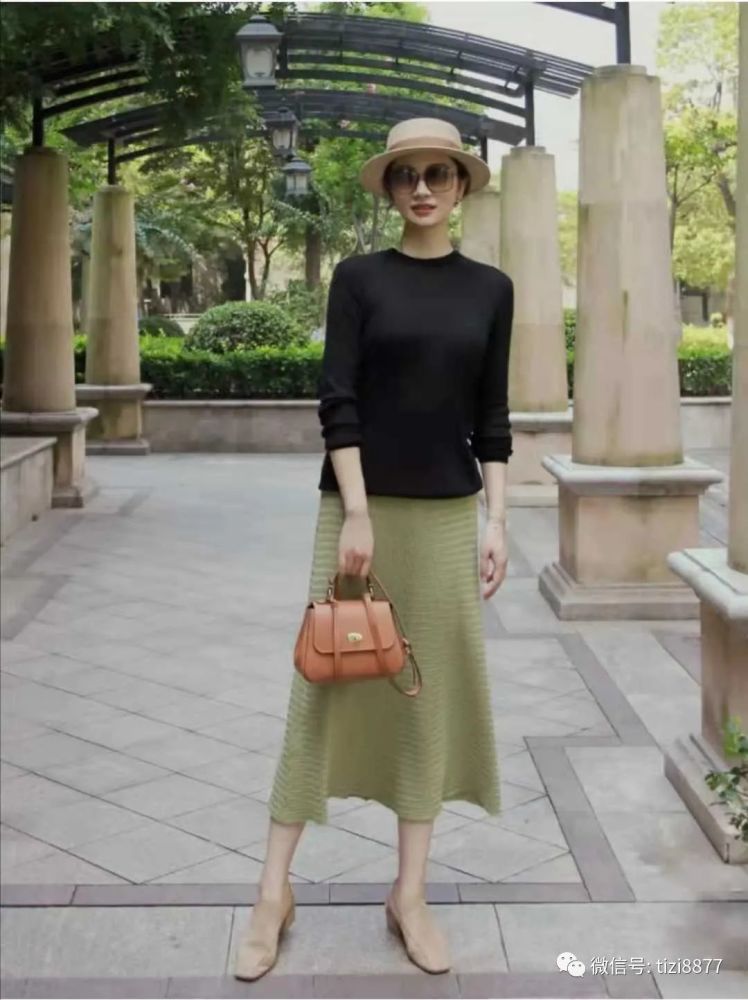 早秋女人上班穿什么衣服好看有气质