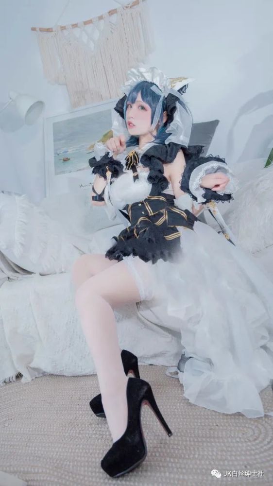 cos:碧蓝航线柴郡@茶狐狐,像猫一样可爱