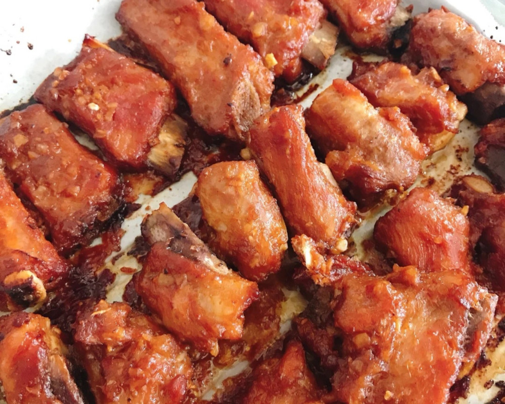 老父亲惯用的蒜香排骨"腌制配方",外酥里嫩,蒜香十足