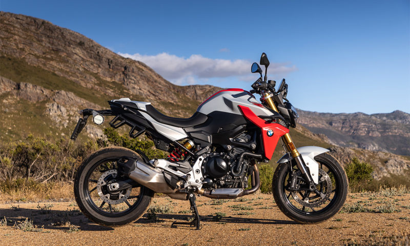 全新宝马bmw f 900 r摩托车:可以实现无离合器换档