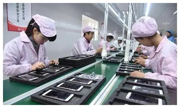深圳两大代工厂富士康和比亚迪普工工资对比
