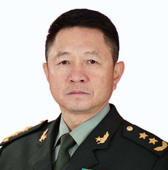 中印边境局势紧张,汪海江任命新疆军区司令员,曾荣立一等功