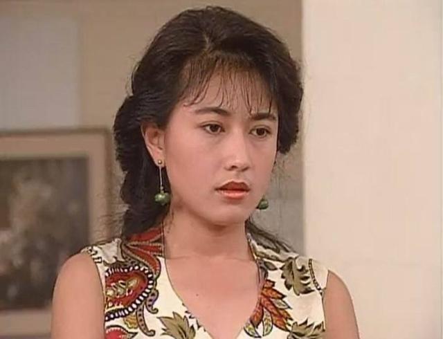 可惜,戈伟如和林志隆的婚姻仅维持4年,两人育有一子.