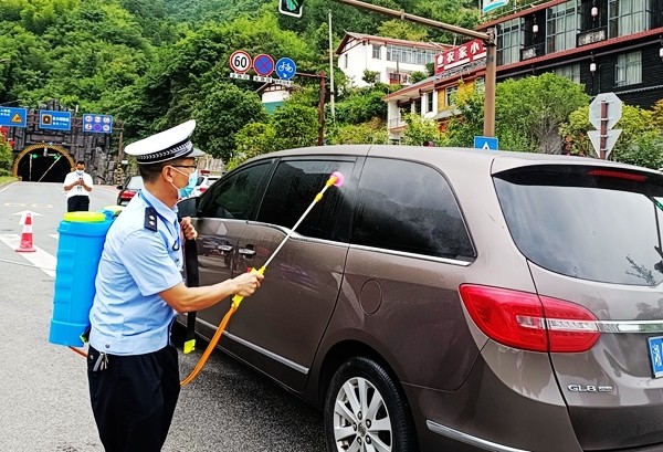 【同心抗疫 我在现场】武陵源区"铁桶战术"显威力