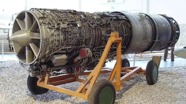 苏联另一种大推力涡喷发动机,图曼斯基的r29-300虽然造价低,耗油