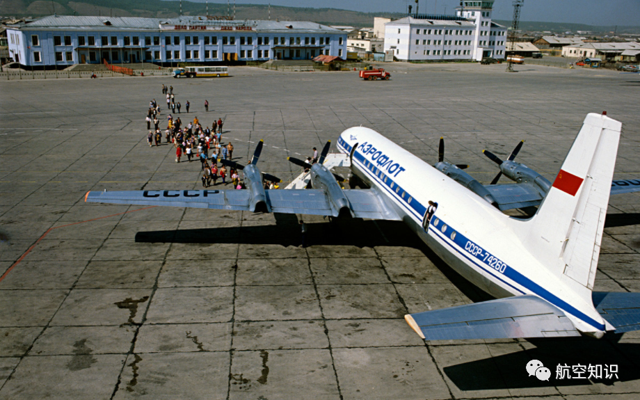 苏联民航伊尔-18客机在雅库茨克
