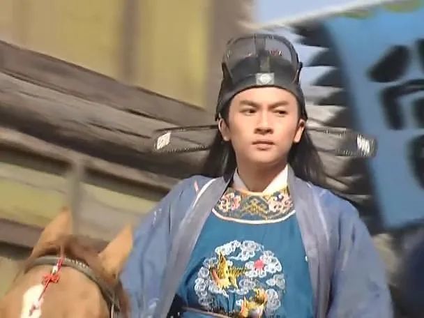 童年神剧《无敌县令》会玩!晴儿五阿哥相恋,黄晓明演反派太子