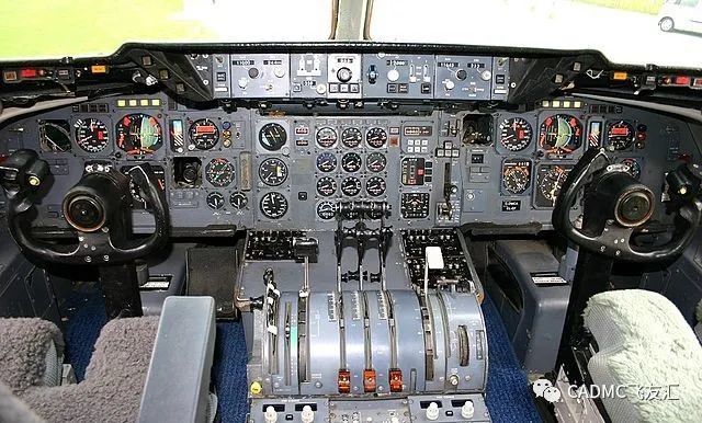 10;该飞机采用了更先进的普惠2000引擎以及rb-211作为引擎选项,而驾驶