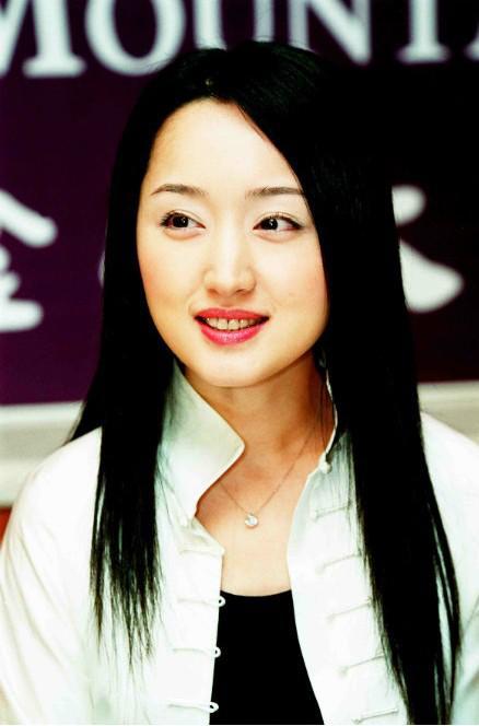 送200万保时捷,杨钰莹对他一见钟情,赖文峰究竟有多大魅力?