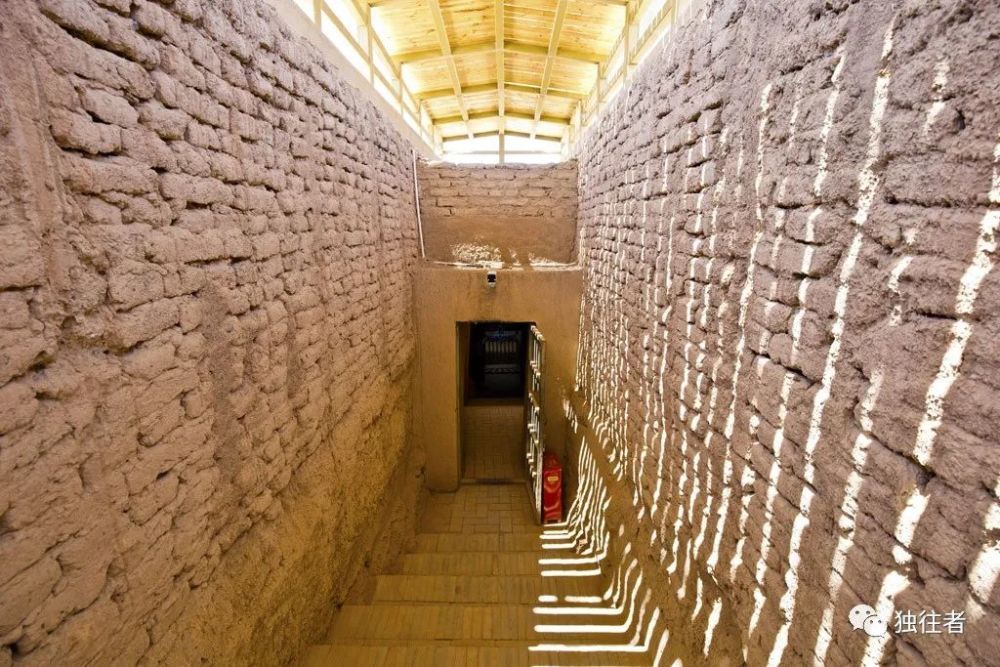 堪舆埃及的木乃伊相媲美的千年干尸,阿斯塔纳古墓群