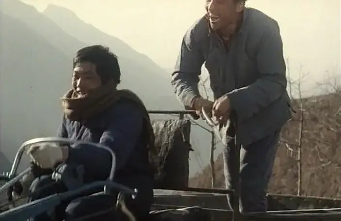 一部高分国产电影《野山》,内容大胆,人性和欲望被拍得淋漓尽致