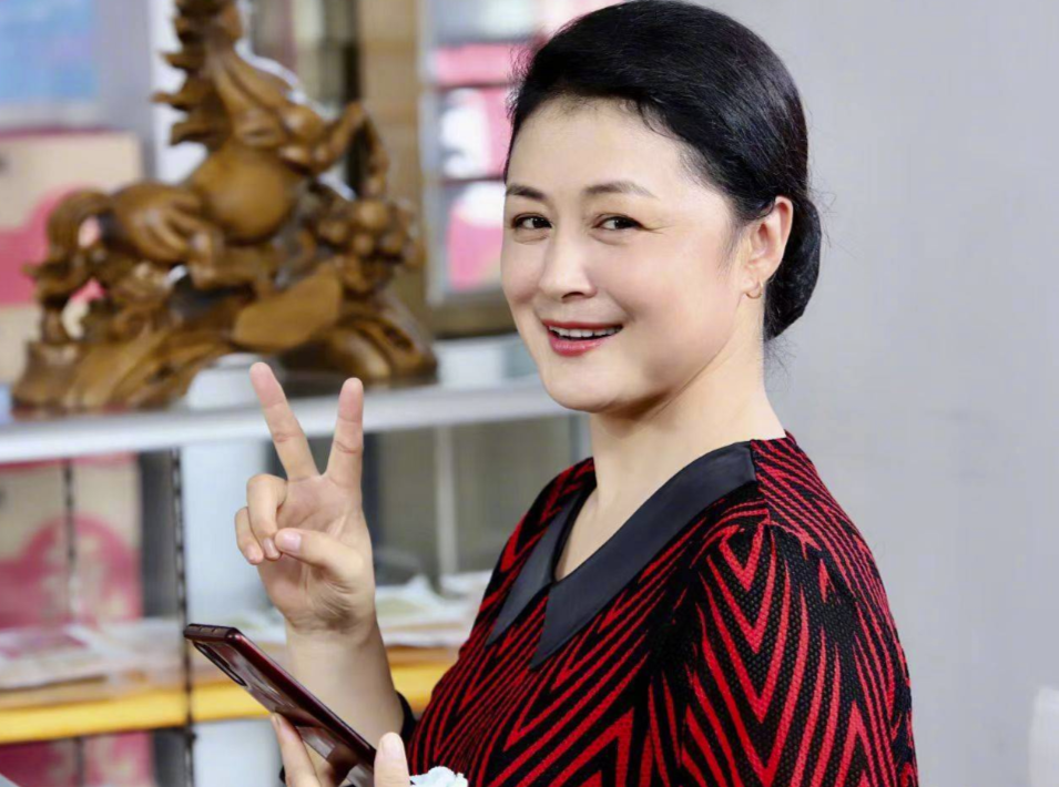 于月仙拍戏中因车速过快发生意外伤势太重不治弹幕评论催人泪