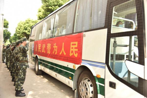 武警江苏总队医院医疗队支援扬州市疫情防控一线