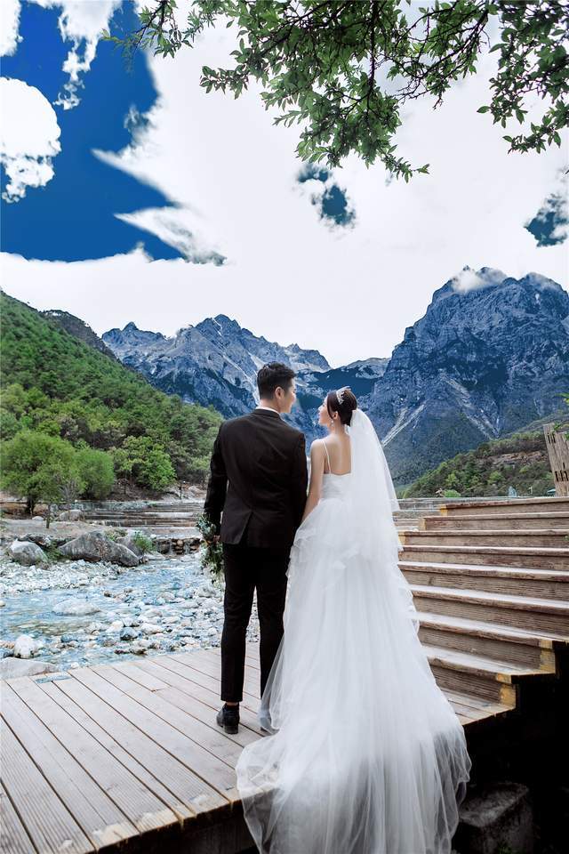 丽江婚纱工作室_丽江婚纱摄影工作室(3)