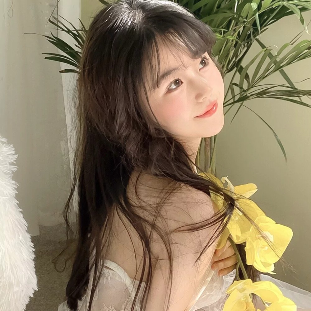 初秋啦,该换新头像啦