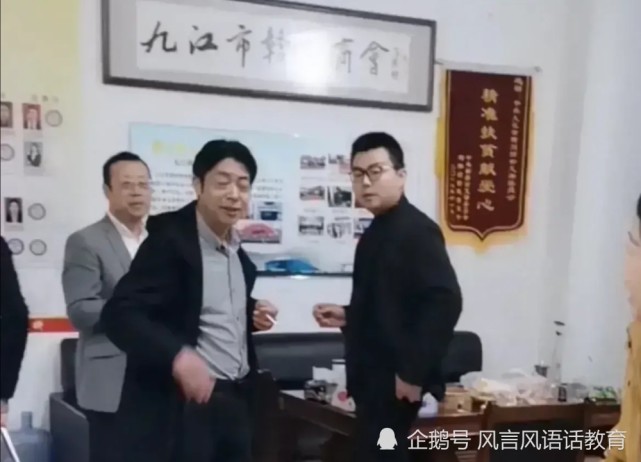 当姚师兵第一次看到姚威时,内心汹涌澎湃,冥冥之中他已知道答案