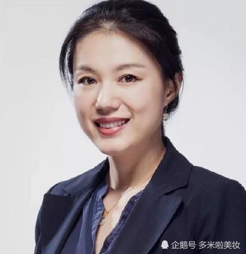 北大美女教授史蛟:颜值出众学识渊博,34岁未婚引发学生焦虑