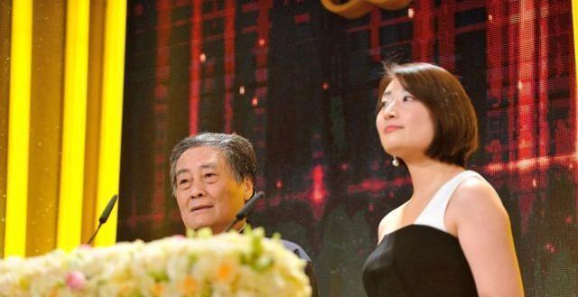 王力宏代言娃哈哈19年,一分代言费都没涨,宗馥莉却直言不喜欢他